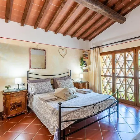 2 Bedroom In Barberino, Tavernelle 아파트 *